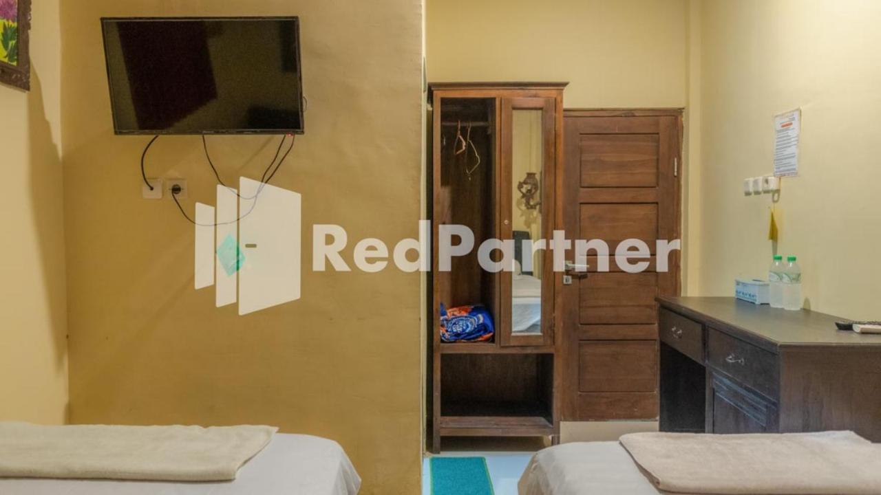Vandhela Homestay Syariah Mitra Reddoorz 泗水 外观 照片
