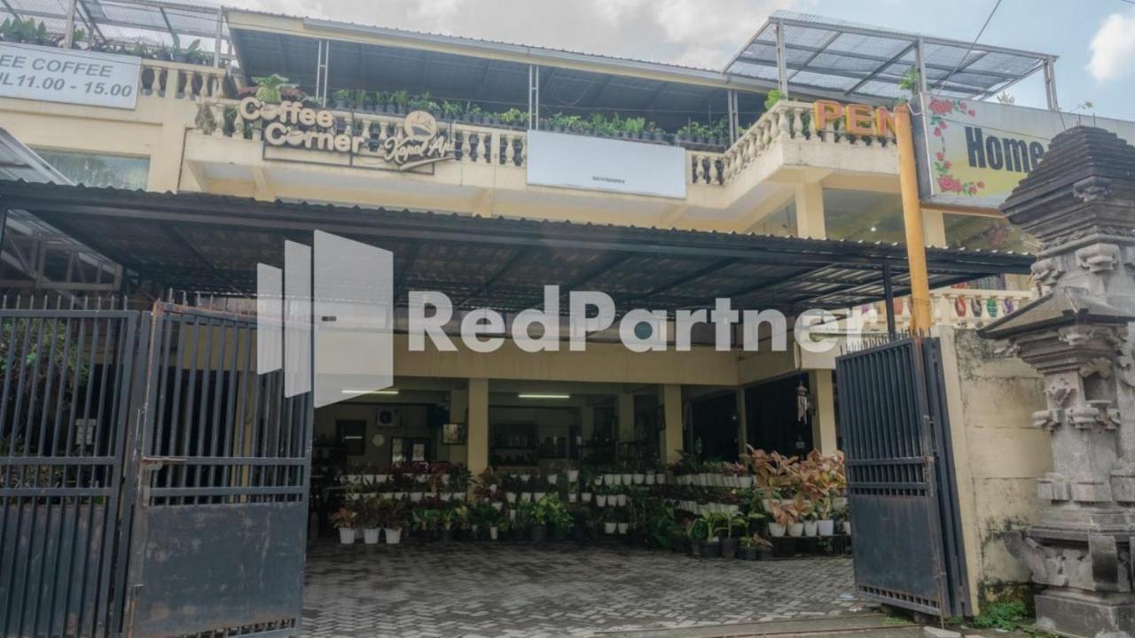 Vandhela Homestay Syariah Mitra Reddoorz 泗水 外观 照片