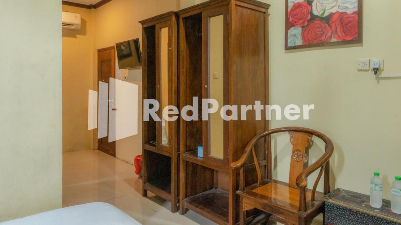 Vandhela Homestay Syariah Mitra Reddoorz 泗水 外观 照片