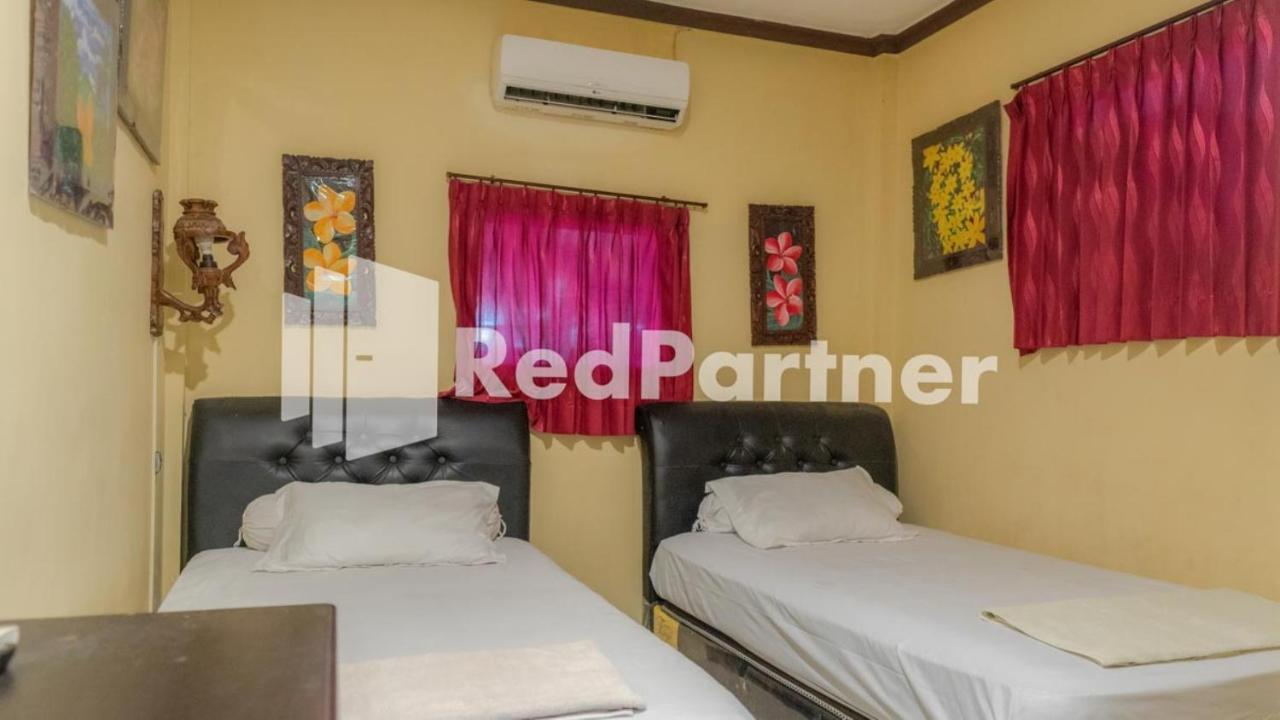 Vandhela Homestay Syariah Mitra Reddoorz 泗水 外观 照片