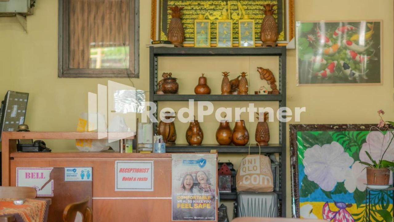 Vandhela Homestay Syariah Mitra Reddoorz 泗水 外观 照片