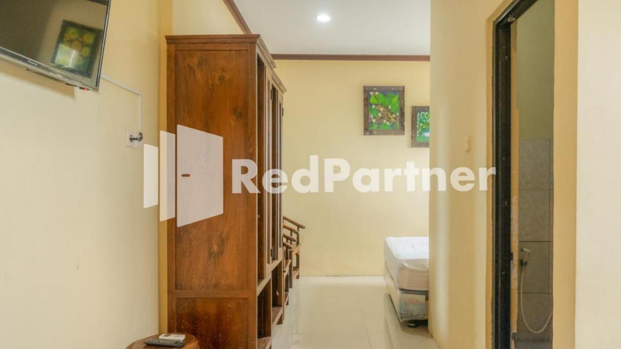 Vandhela Homestay Syariah Mitra Reddoorz 泗水 外观 照片