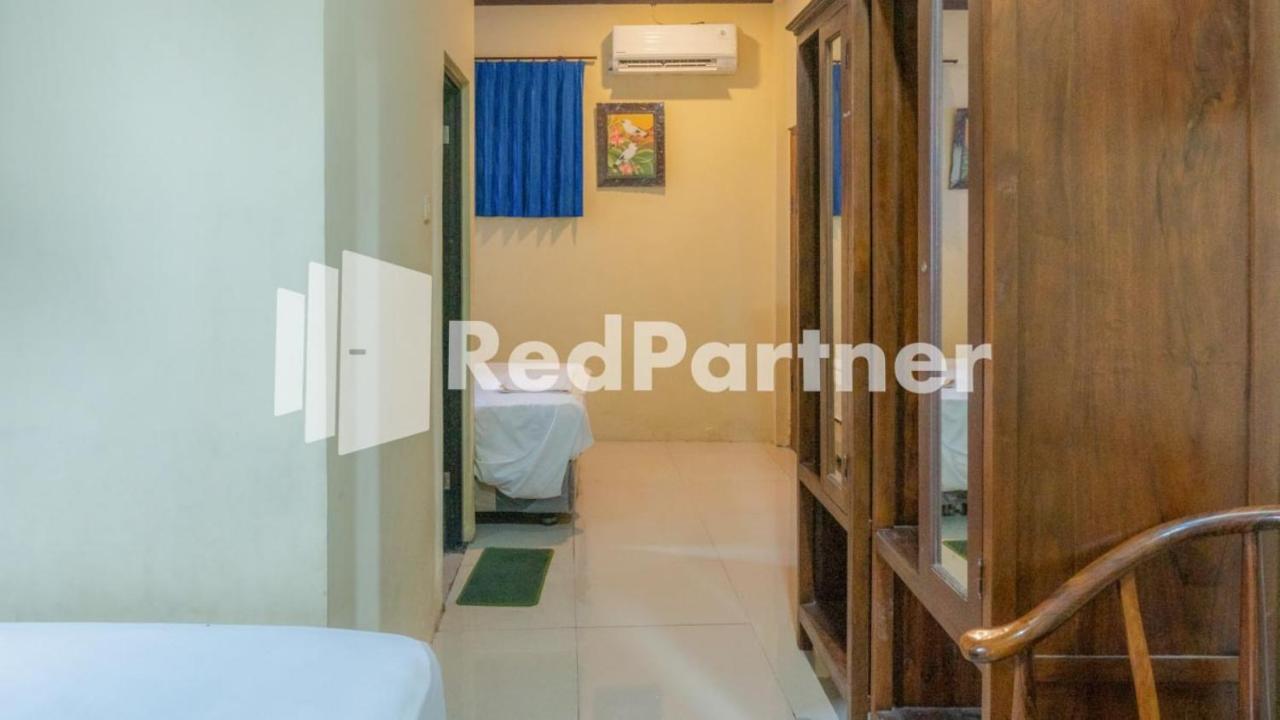 Vandhela Homestay Syariah Mitra Reddoorz 泗水 外观 照片