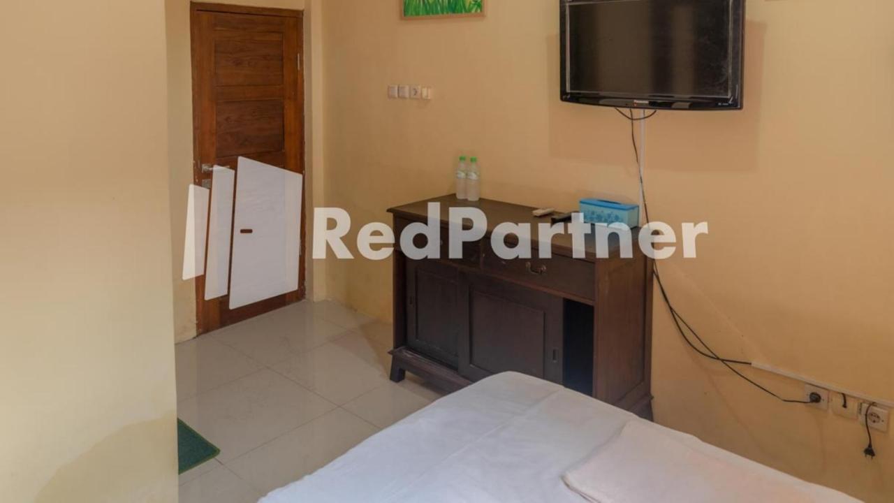 Vandhela Homestay Syariah Mitra Reddoorz 泗水 外观 照片